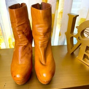 Steve Madden Leather Shoe Boots